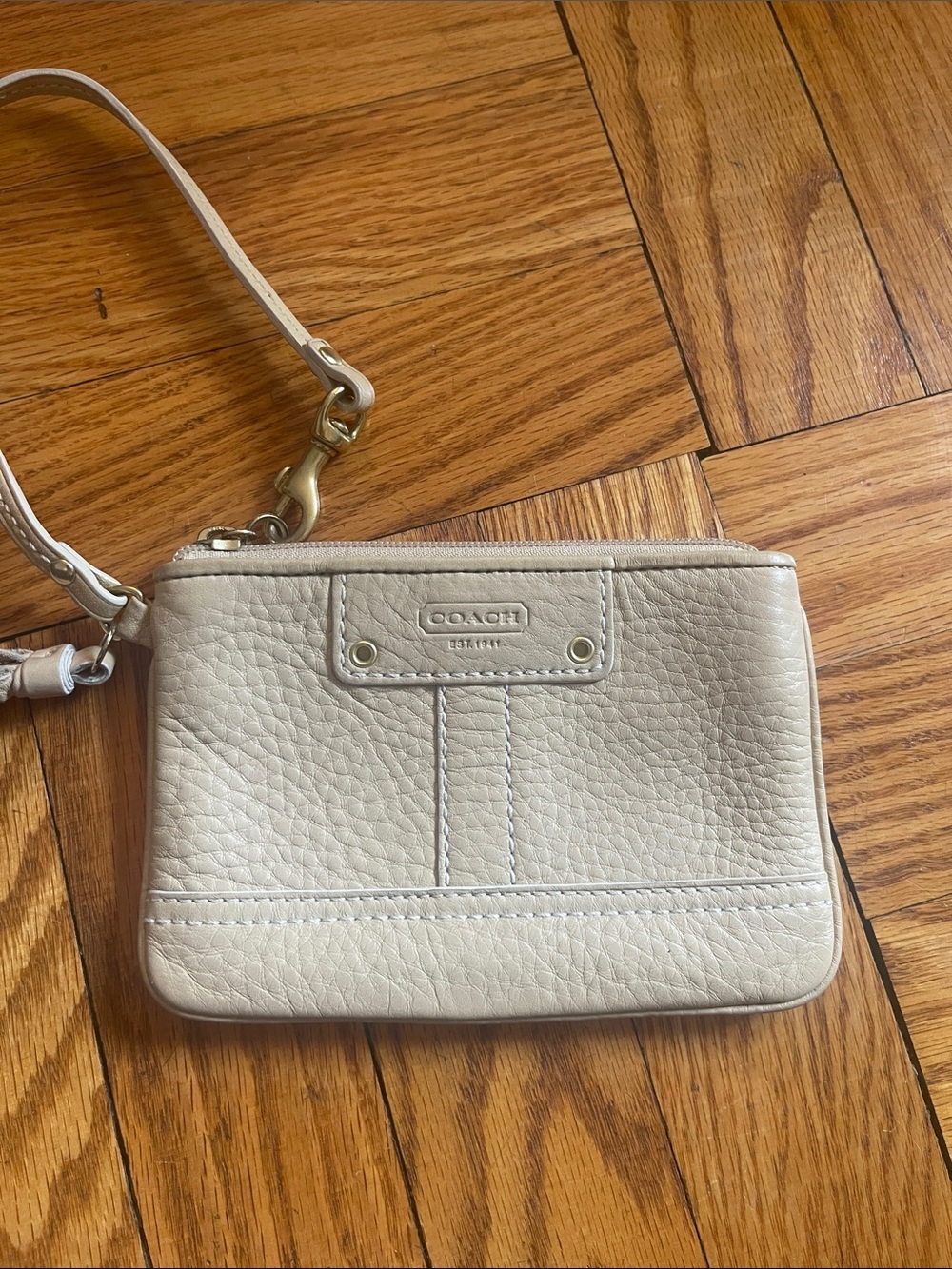 Coach Leather Wristlet in Light Tan - Picture 2 of 8